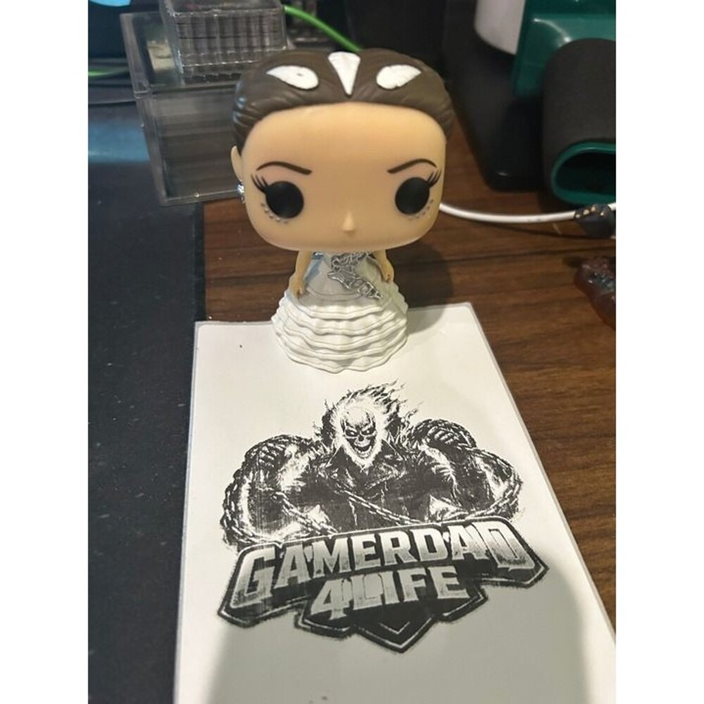 Funko Pop! Vinyl: The Hunger Games - Katniss Everdeen (Wedding Dress) # 230 Rare